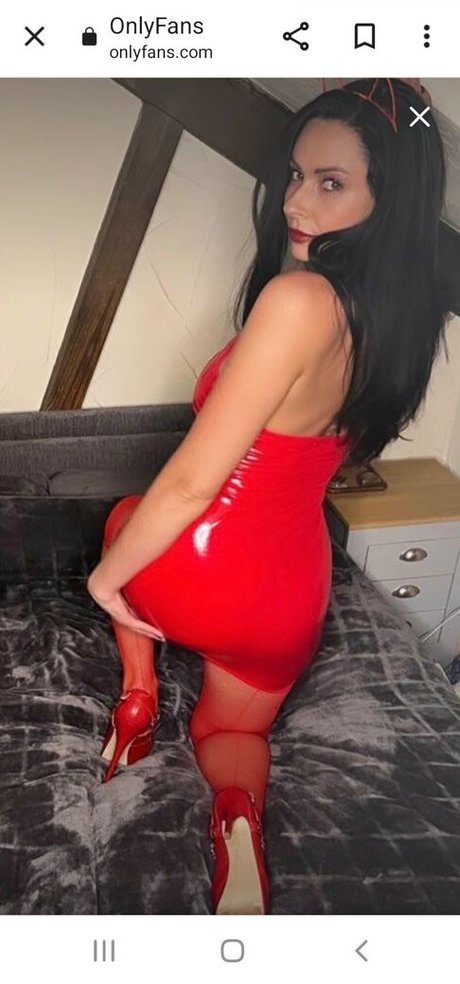 Lauren Beers 裸のポルノスター 画像