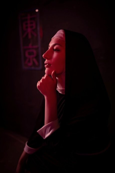 指マン 潮吹き オンリーファンズ セックス 画像