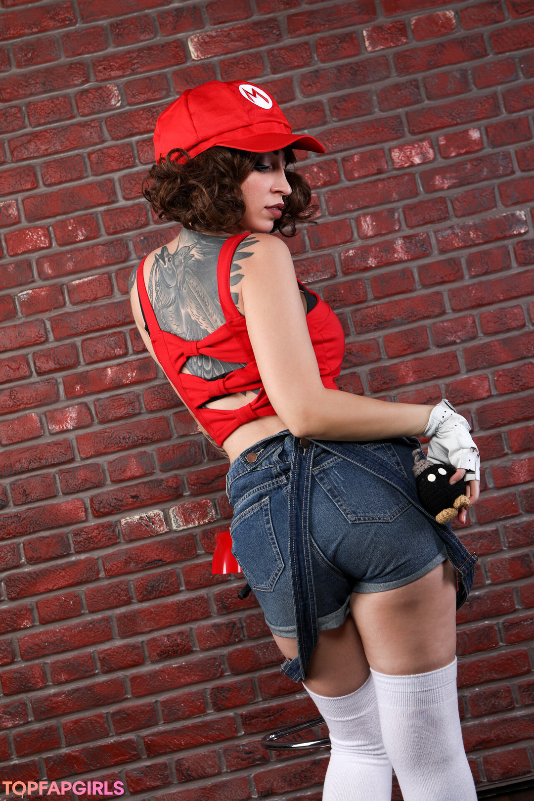 ジムのインフルエンサーオンリーファンズ ポルノグラフィック 写真