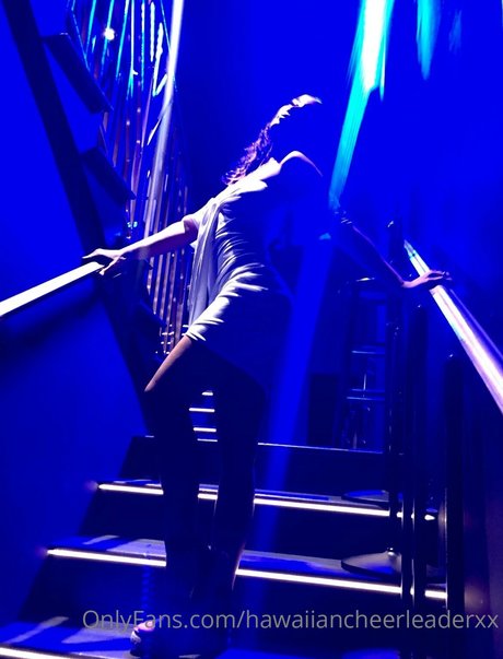 オンリーファンズを崇拝する セクシーヌード ギャラリー