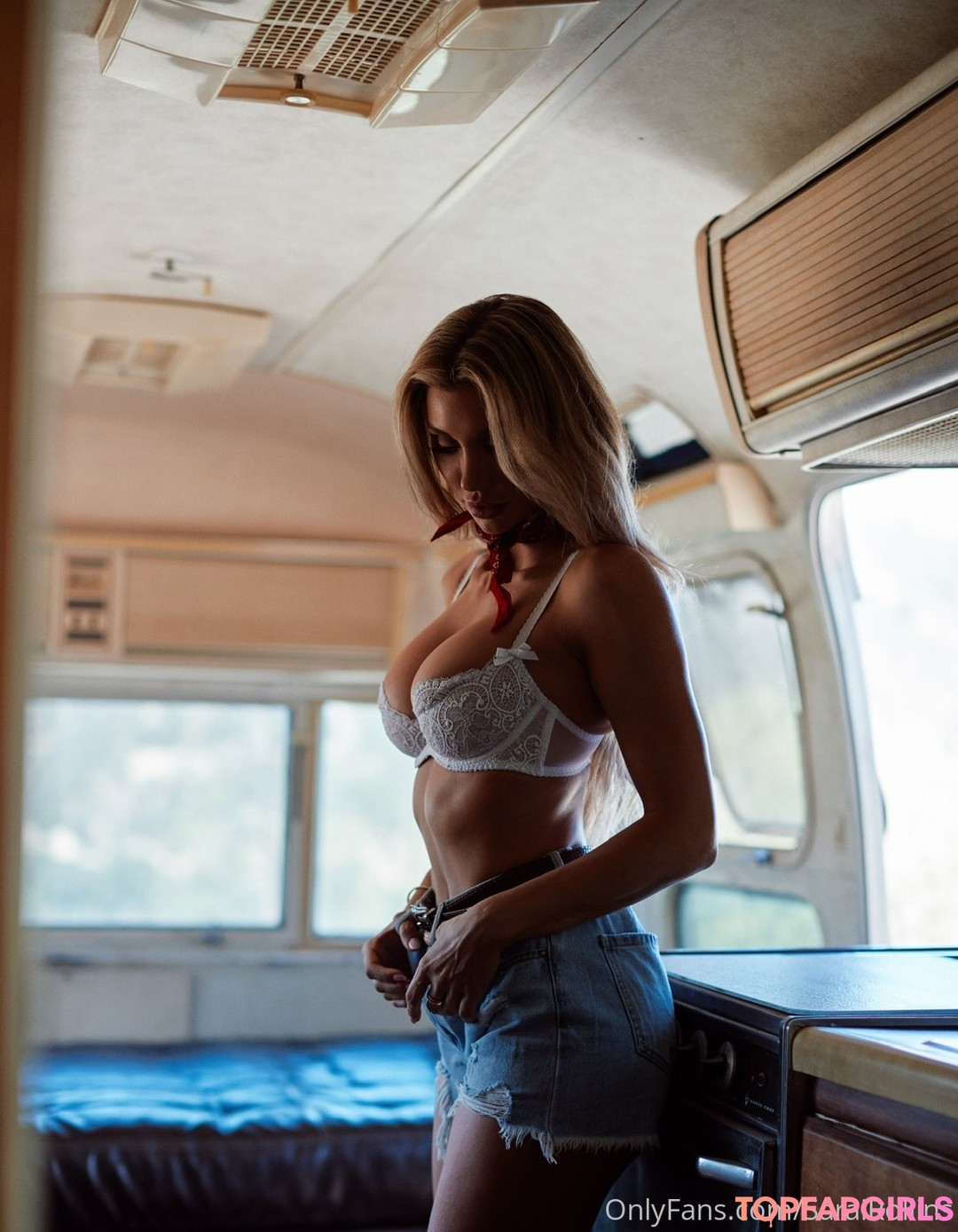 Sarai Rollins 無料のポルノスター 画像