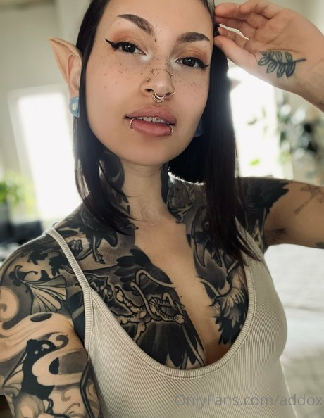 熟女オーガズムオンリーファンズ ホットポルノ 画像