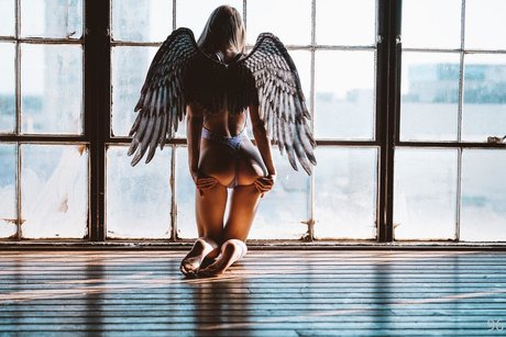 フィットネスアナルオンリーファンズ トップ 画像