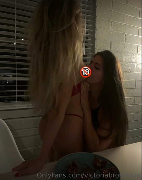 フィットネス 裸 オンリーファンズ ホットセックス 画像