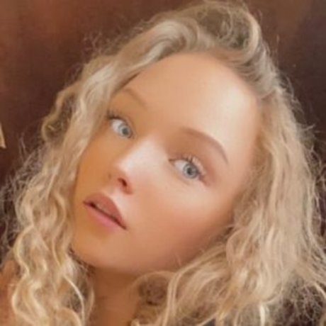 Evie And Ellie Erikson 美しい女優 画像