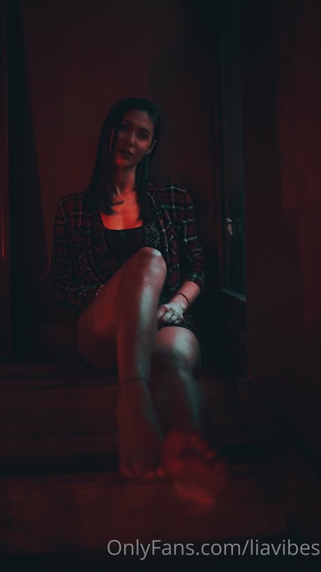 Liavibes 可愛いモデル 画像