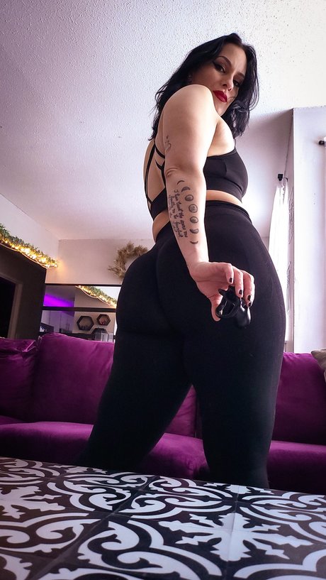 Mistress Vera 裸のポルノスター 写真