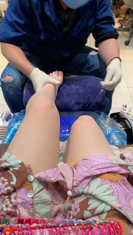 im over covid HDスター 写真