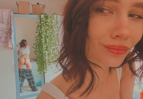 黒檀の指入れオンリーファンズ えろ 写真