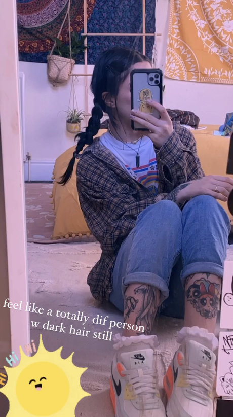 マンコを舐めるオンリーファンズ ホットセクシー 写真