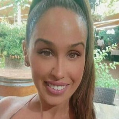 raquelitatrevejo スター 裸 写真