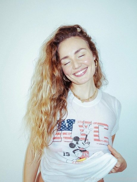 アマチュアディープスロートオンリーファンズ 無料ヌード 写真