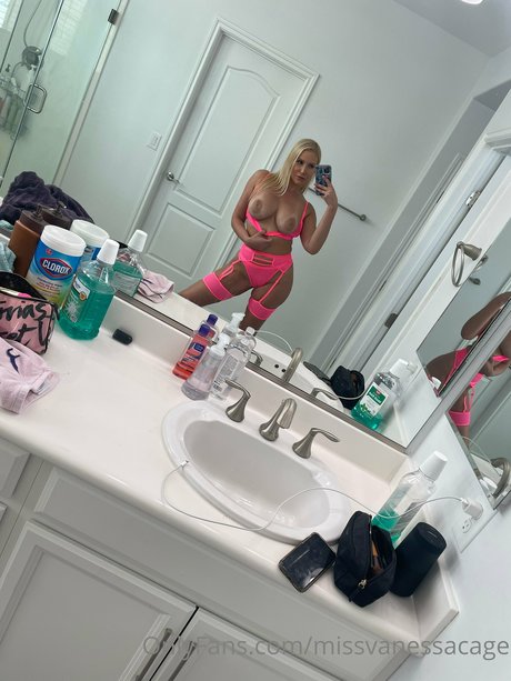 戦利品オンリーファンズ アートポルノ 写真