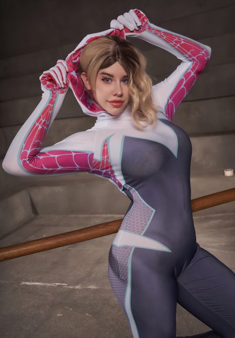 Voezacos かわいいモデル 画像