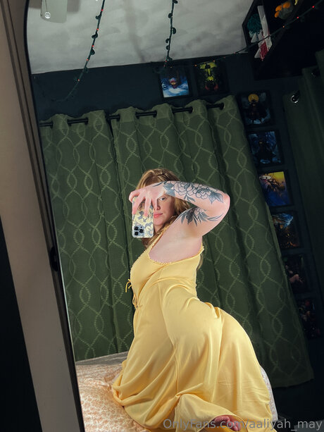 タンオンリーファン ポルノ 写真