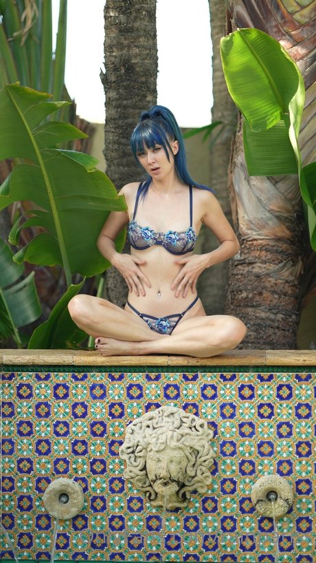 巨大ディルドオンリーファンズ ポルノ 画像