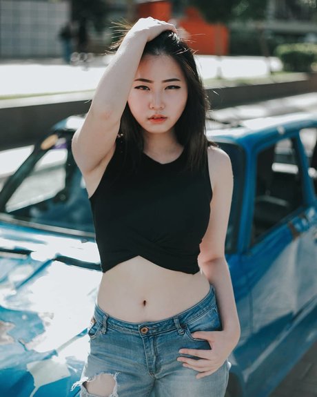 フェラチオ ティーン オンリーファンズ 美しい裸 写真