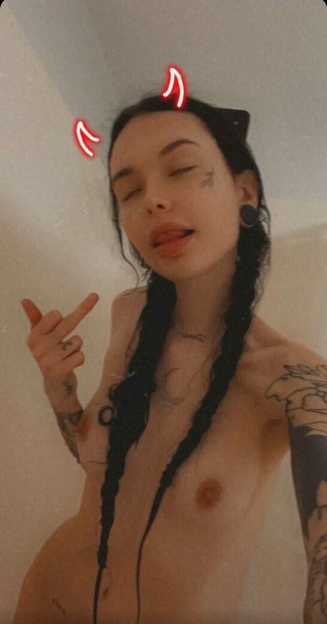 Stormy Summers プロフィール写真