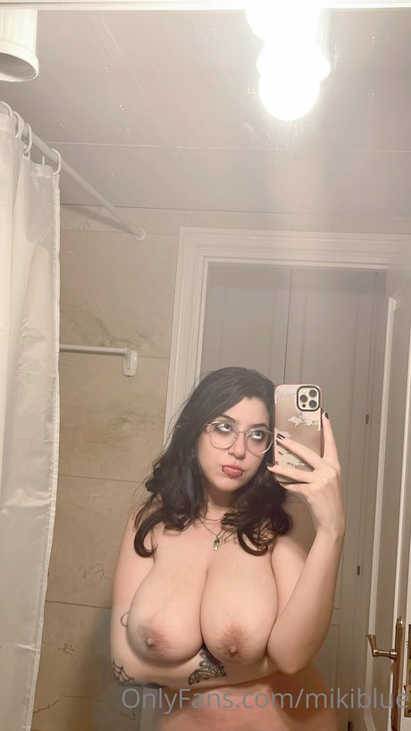 おばあちゃんの熟女オンリーファンズ 美しいxxx 画像