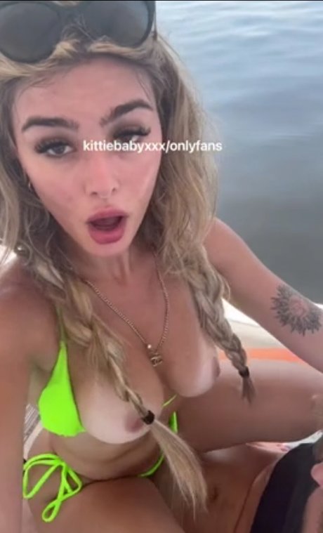 Wet Kitty 無料女優 画像