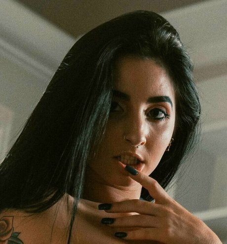 パパ ゲイ オンリーファンズ アートヌード アーカイブ