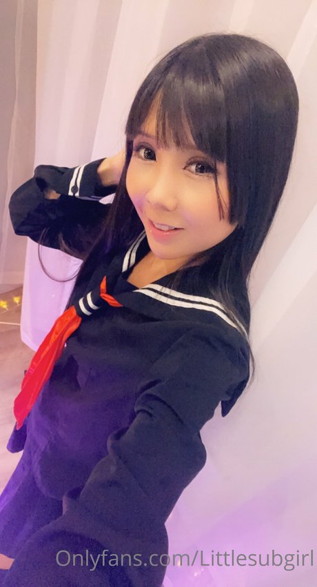 Little sub girl ポルノスター 写真