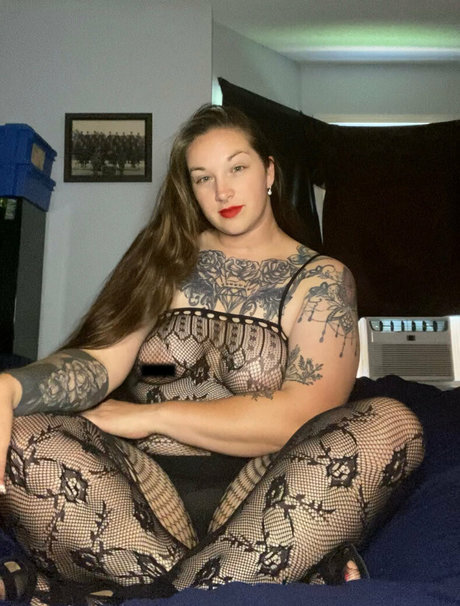 赤毛トランスオンリーファンズ セクシーヌード 画像