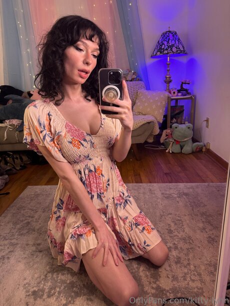 Kitty Lynn かわいいモデル 写真