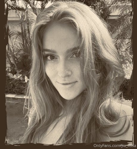 日本の熟女オンリーファンズ 美しい裸 画像