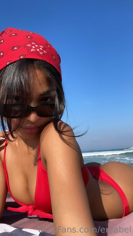 アナル乱交オンリーファンズ えろ 画像