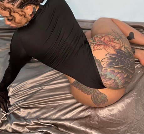 Me Gan_ ポルノスター エロティック 写真