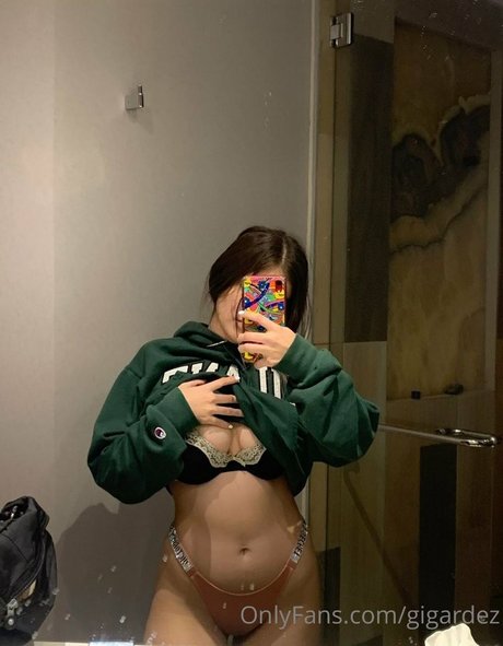 Gabygardez 高品質モデル アーカイブ