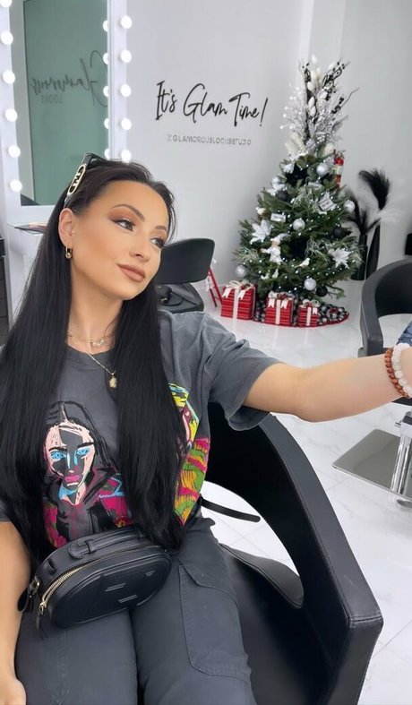 Kat Corrao 最高のスター ギャラリー