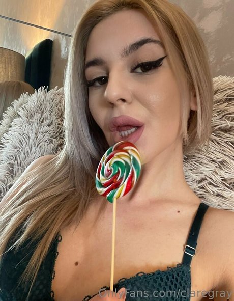 クソ野郎オンリーファンズ エロチック 画像