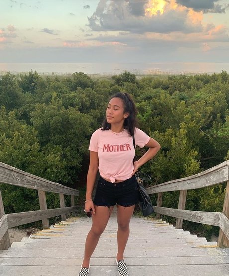 キムチオンリーファン 美しい裸 写真