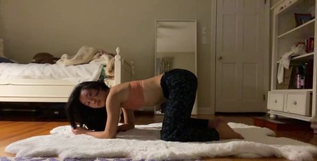 マンコ 熟女 オンリーファンズ アートヌード ギャラリー