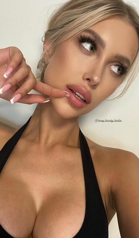 _sandrabieniek スター 画像