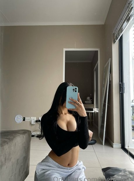 thebadgirlj アートスター 写真