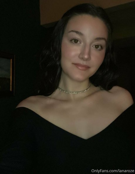 lanaroze セクシーモデル 画像