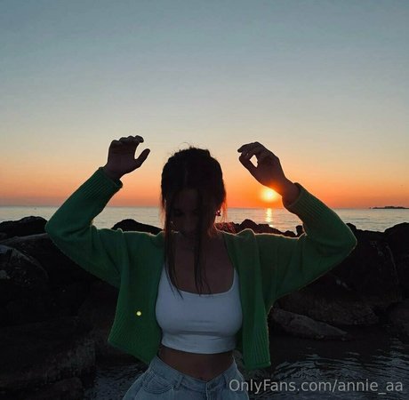 熟女の手コキオンリーファンズ アートヌード 写真