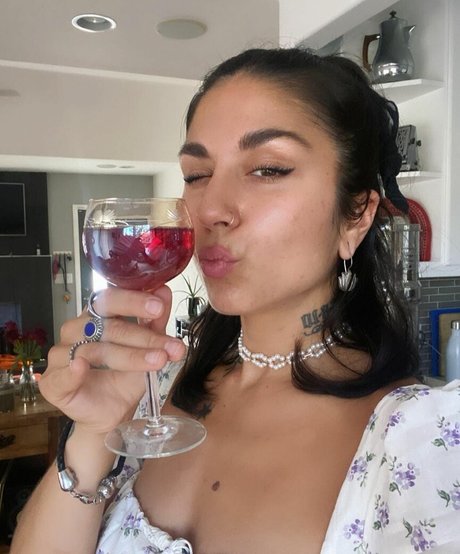 Krewella 素敵なスター 画像