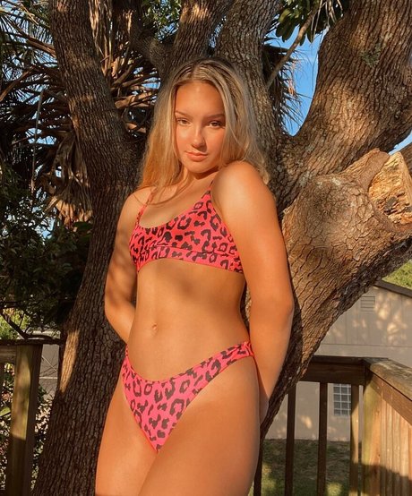 フィットネスプッシーオンリーファンズ xxx 写真