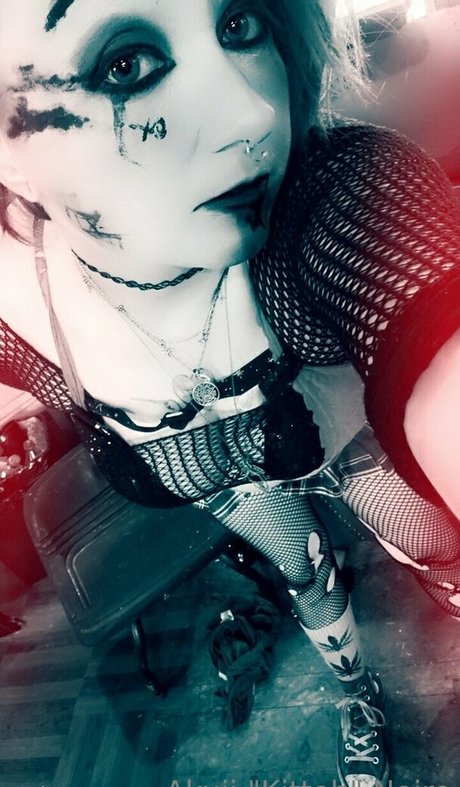 小柄な足オンリーファンズ アートポルノ 写真