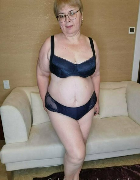 secrethelen アダルトスター 画像