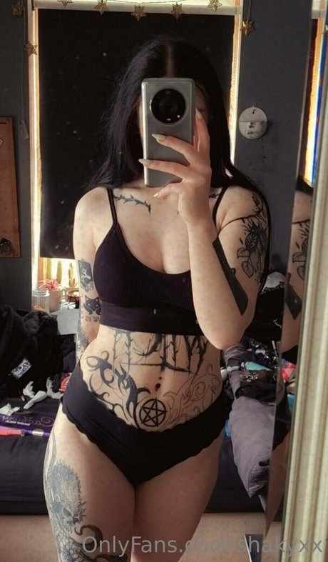 shakyxx 無料のポルノスター 画像