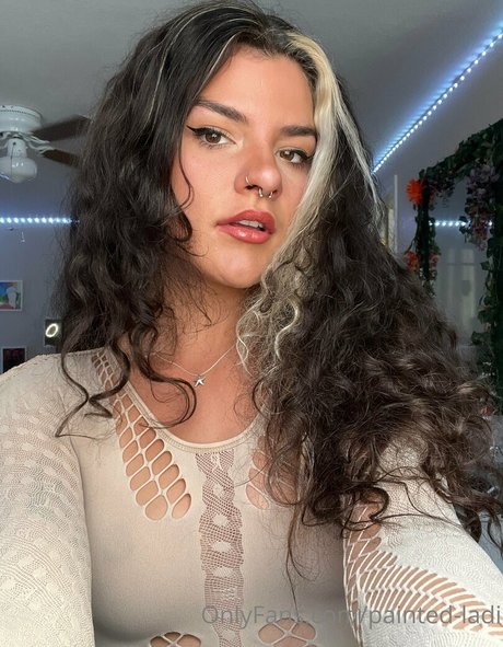 painted ladi ヌードスター 写真