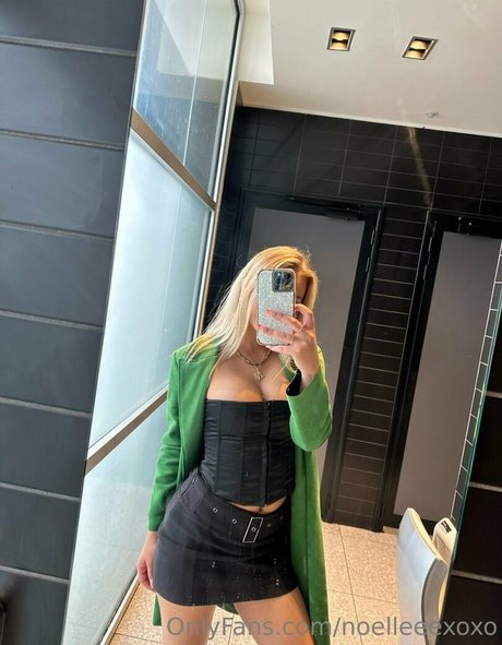 noelleeexoxo 美しいスター アーカイブ