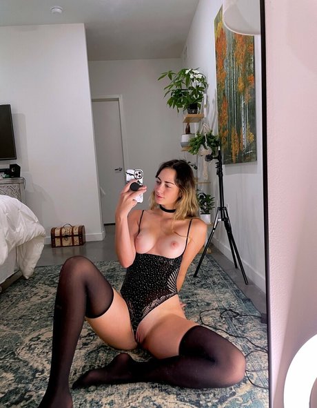 アナルオーガズム オンリーファンズ ポルノ 写真