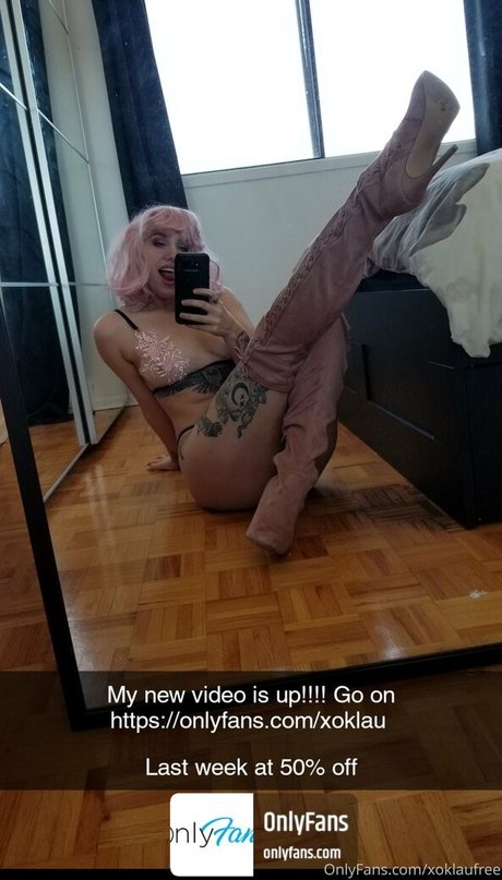 xoklautease セクシーモデル 写真