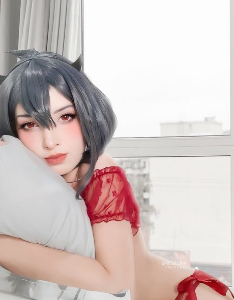 reisesan エロティックなスター 画像